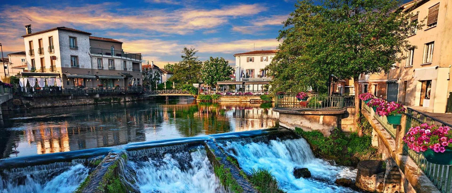 Gite De L'Olivier, Classe, Climatise, Jardin Avec Parking Gratuit Devant Le Logement Et A 5 Minutes Du Centre-Ville A Pied L'Isle-sur-la-Sorgue Luaran gambar