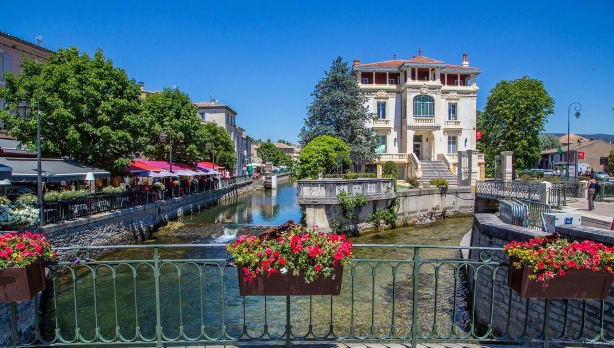 Gite De L'Olivier, Classe, Climatise, Jardin Avec Parking Gratuit Devant Le Logement Et A 5 Minutes Du Centre-Ville A Pied L'Isle-sur-la-Sorgue Luaran gambar